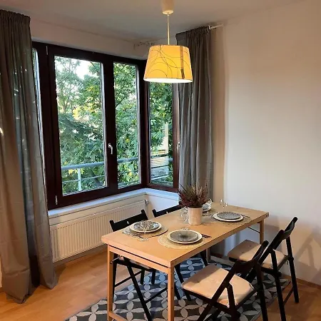 Apartamento Quiet 5 Park View & Free Parking Praga