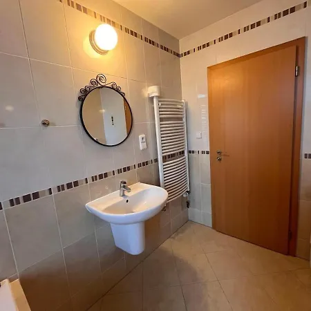 Apartament Quiet 5 Park View & Free Parking